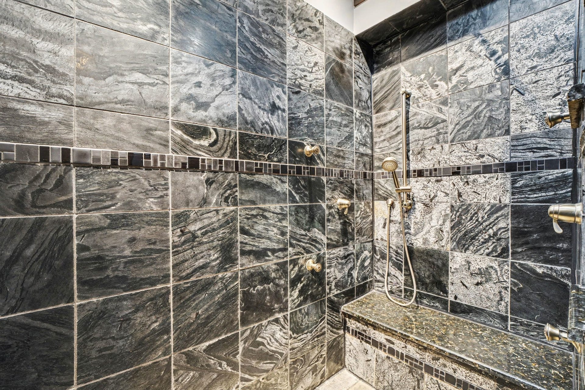 1927 Barronett Bend, Sugar Land, TX 77478 1927 Barronett Bend, Sugar Land, TX 77478