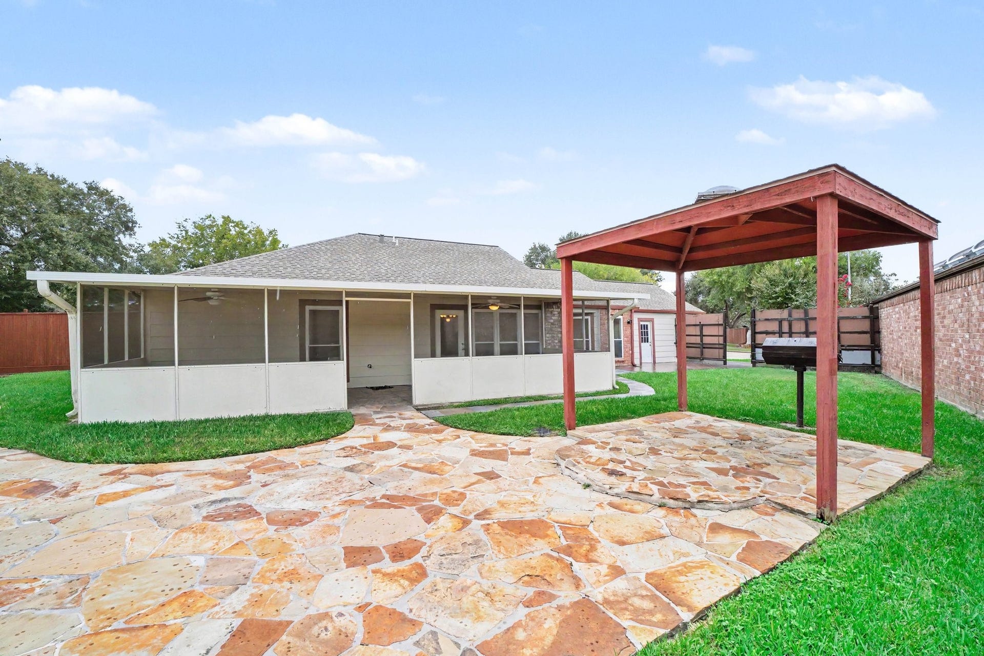 1927 Barronett Bend, Sugar Land, TX 77478 1927 Barronett Bend, Sugar Land, TX 77478