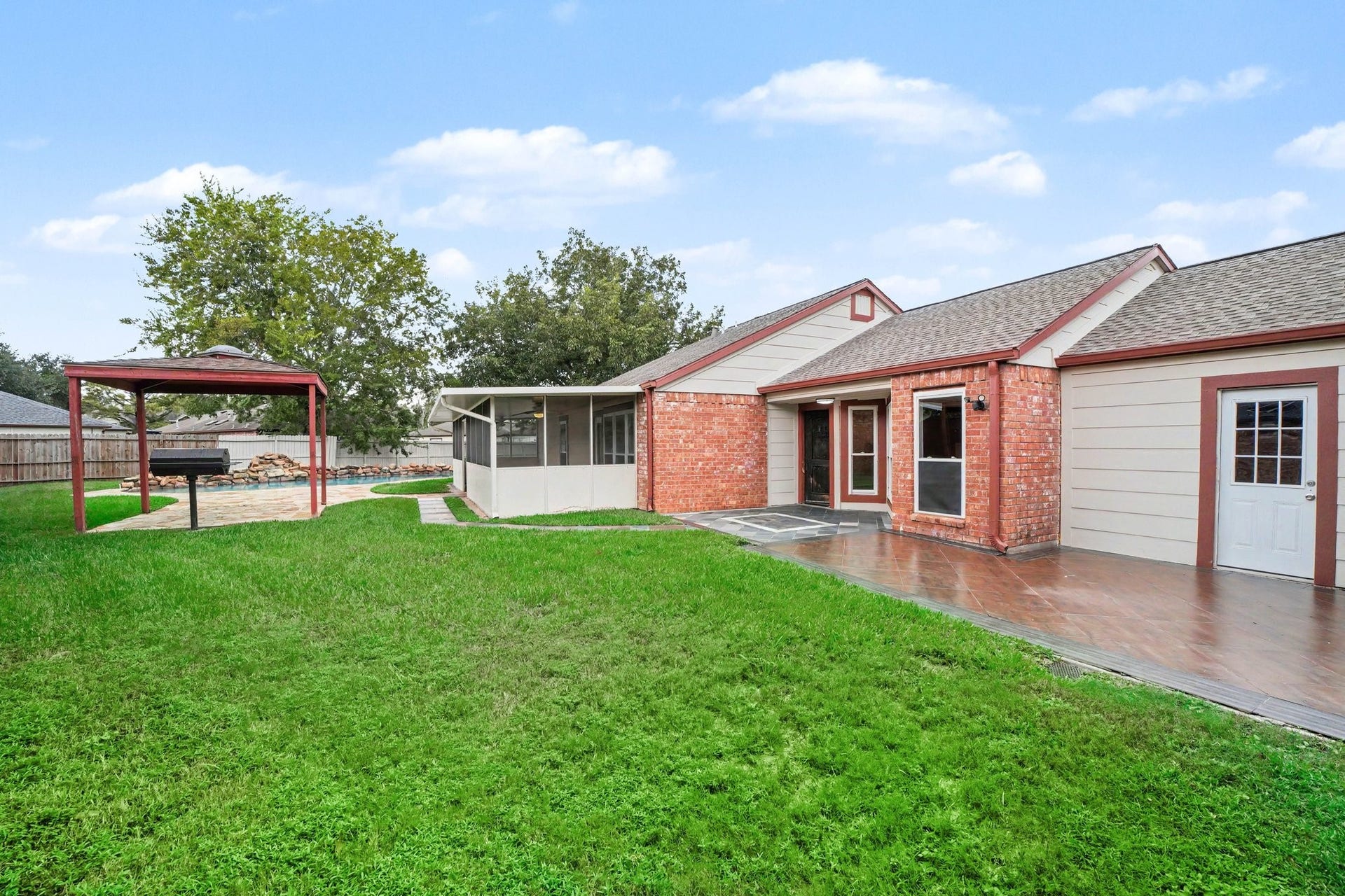 1927 Barronett Bend, Sugar Land, TX 77478 1927 Barronett Bend, Sugar Land, TX 77478
