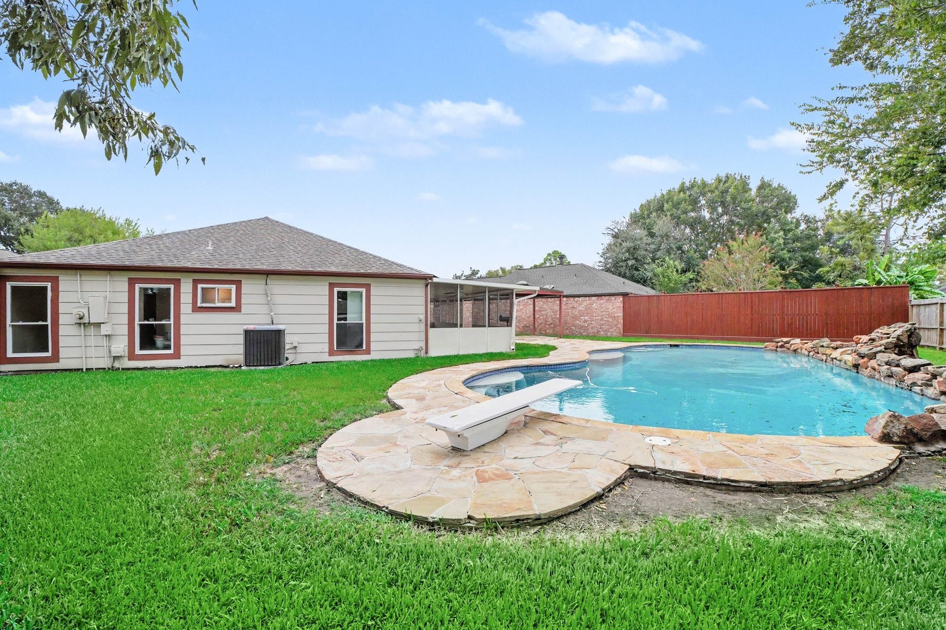 1927 Barronett Bend, Sugar Land, TX 77478 1927 Barronett Bend, Sugar Land, TX 77478