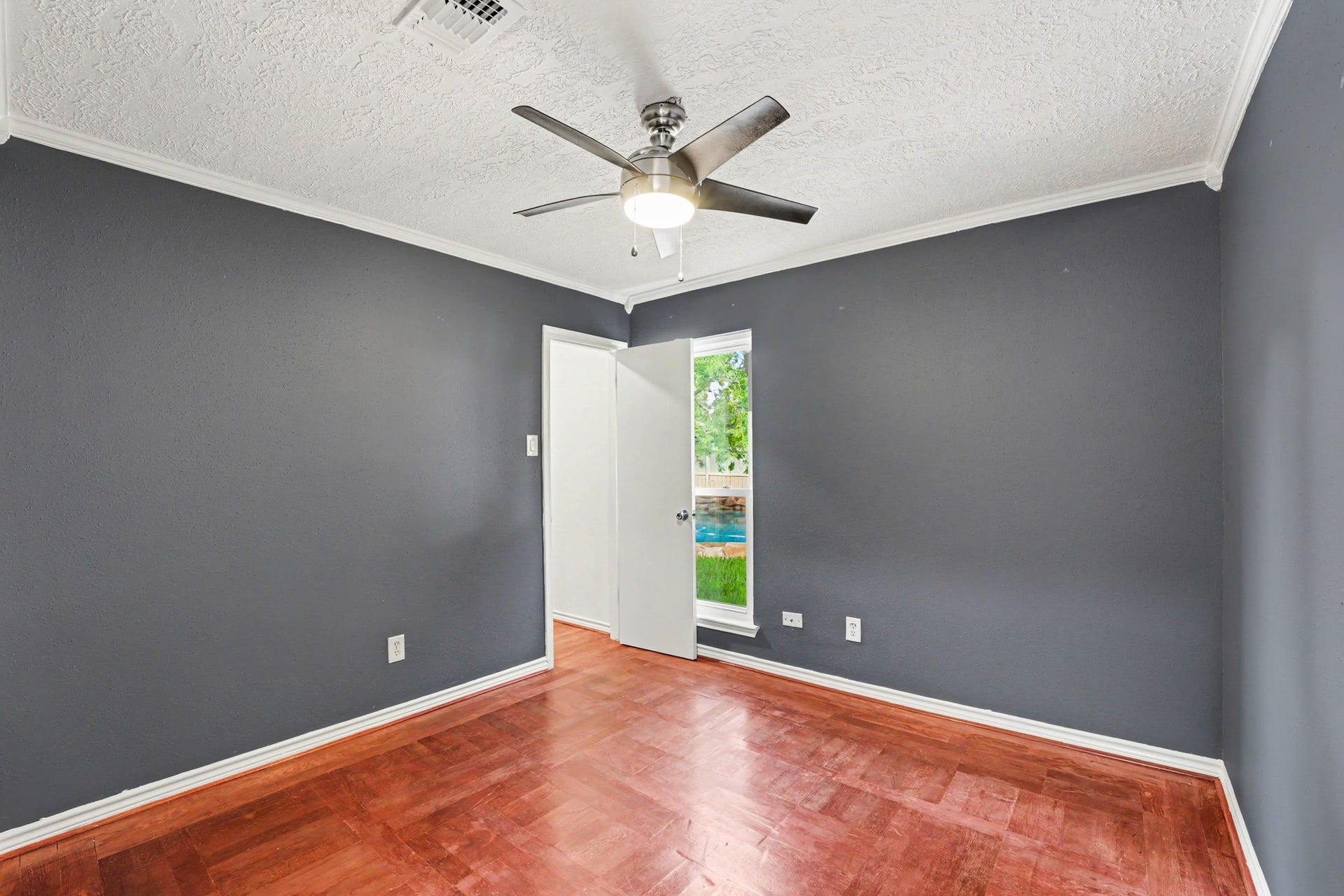 1927 Barronett Bend, Sugar Land, TX 77478 1927 Barronett Bend, Sugar Land, TX 77478
