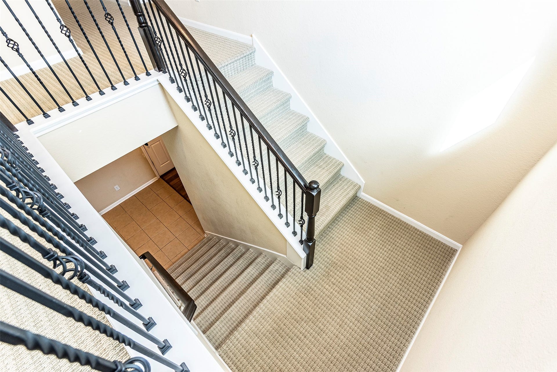 2833 Mezzomonte Lane, League City, TX 77573 2833 Mezzomonte Lane, League City, TX 77573