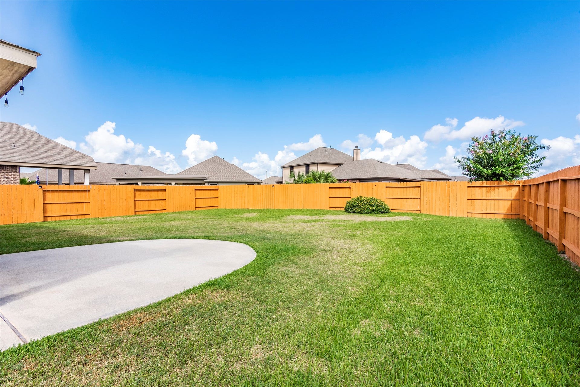 2833 Mezzomonte Lane, League City, TX 77573 2833 Mezzomonte Lane, League City, TX 77573