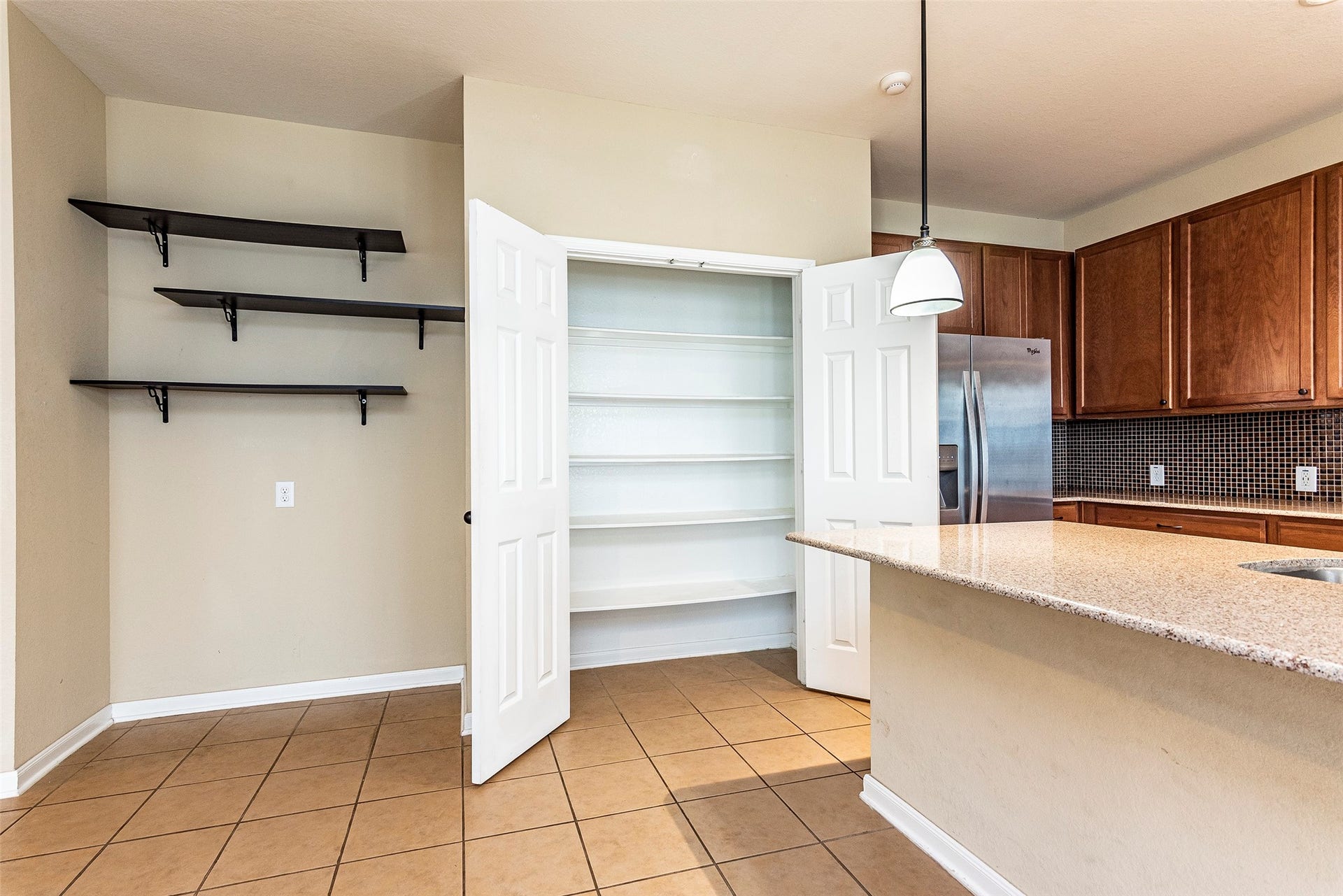 2833 Mezzomonte Lane, League City, TX 77573 2833 Mezzomonte Lane, League City, TX 77573