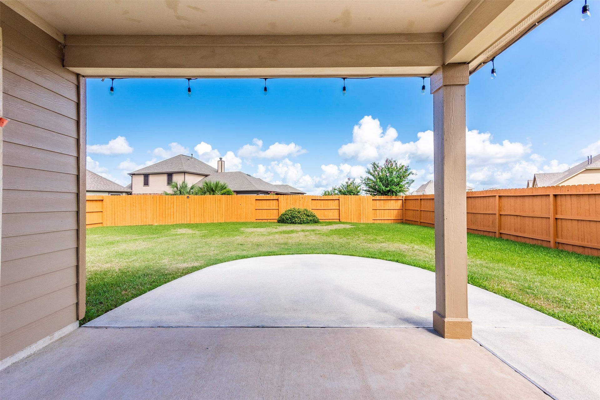 2833 Mezzomonte Lane, League City, TX 77573 2833 Mezzomonte Lane, League City, TX 77573