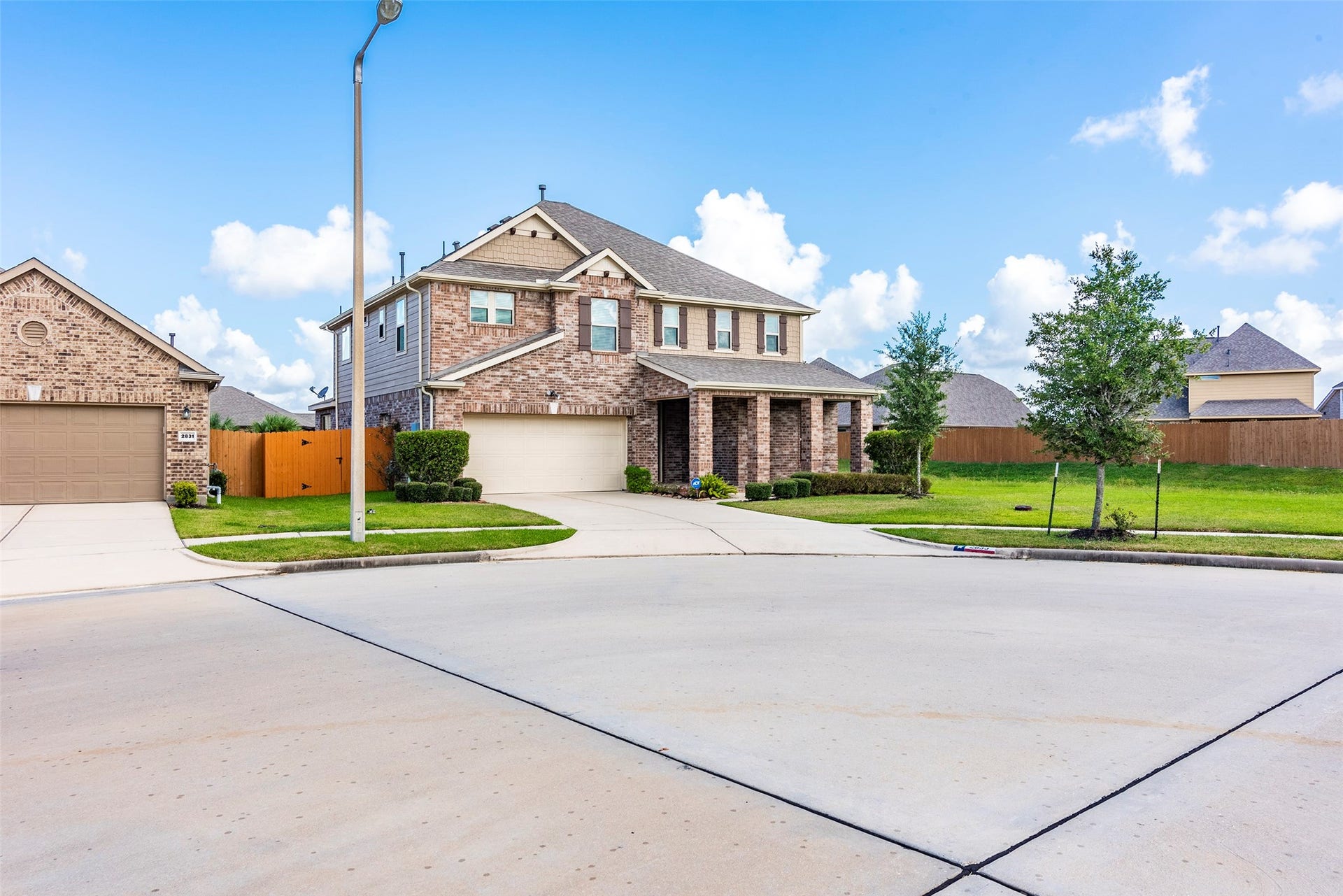 2833 Mezzomonte Lane, League City, TX 77573 2833 Mezzomonte Lane, League City, TX 77573