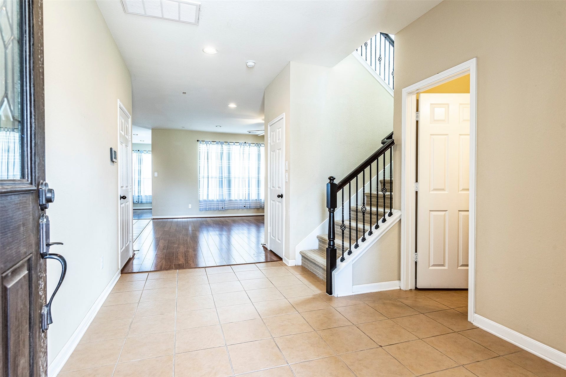 2833 Mezzomonte Lane, League City, TX 77573 2833 Mezzomonte Lane, League City, TX 77573