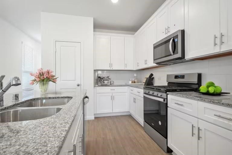 30555 Longmorn Glass Lane, Waller, TX 77484 Representative photo