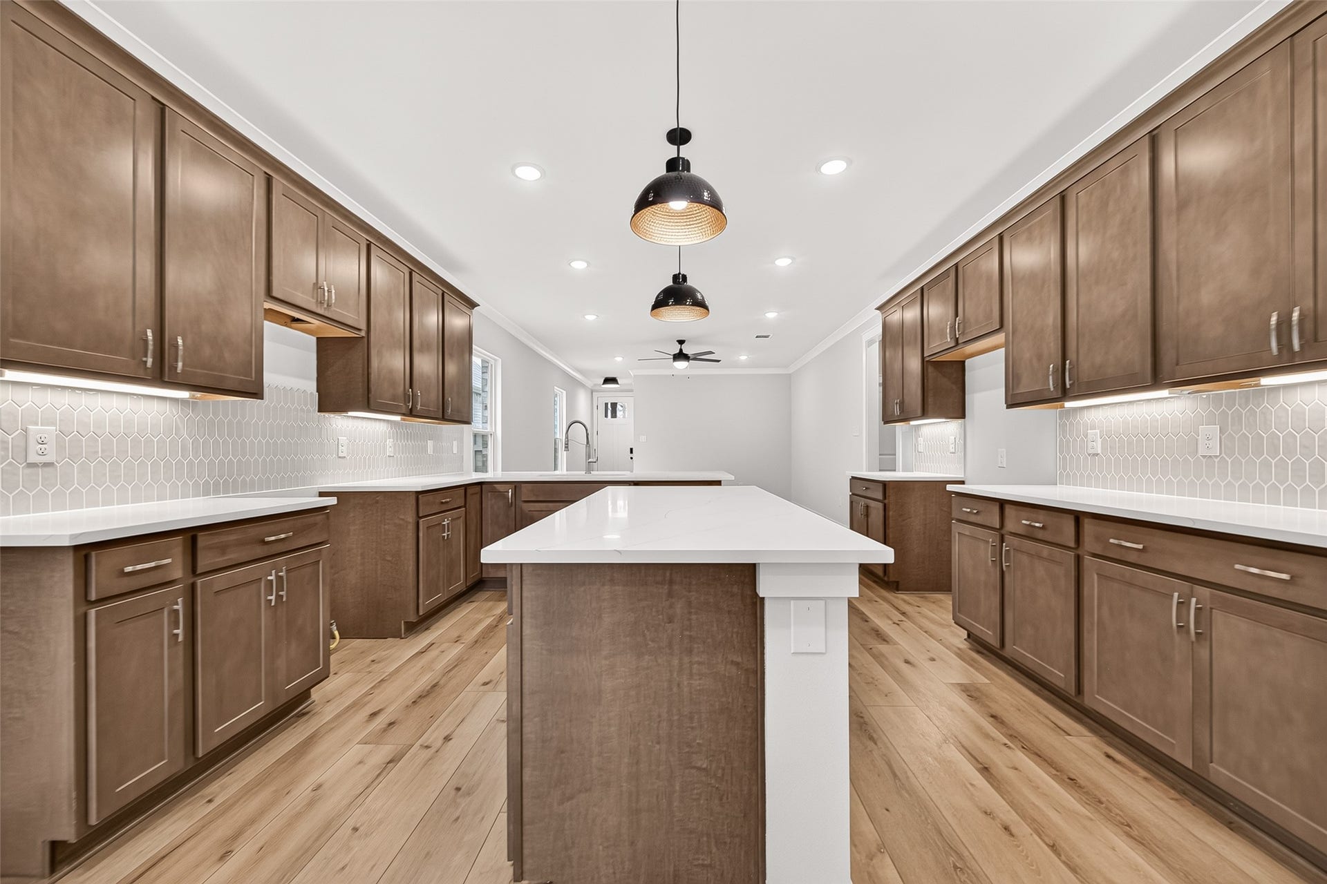 11227 Moccasin Drive, Montgomery, TX 77316 11227 Moccasin Drive, Montgomery, TX 77316