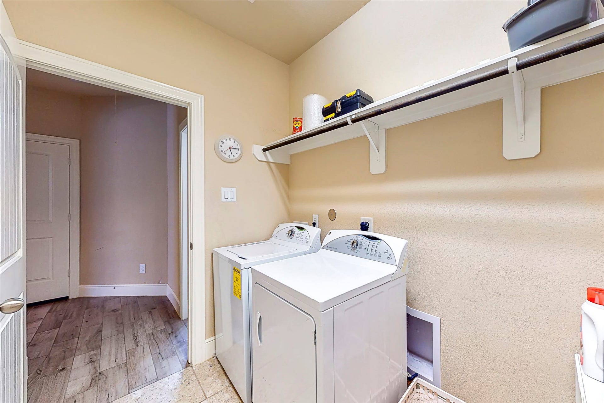 151 W Wading Pond Circle, Tomball, TX 77375 151 W Wading Pond Circle, Tomball, TX 77375