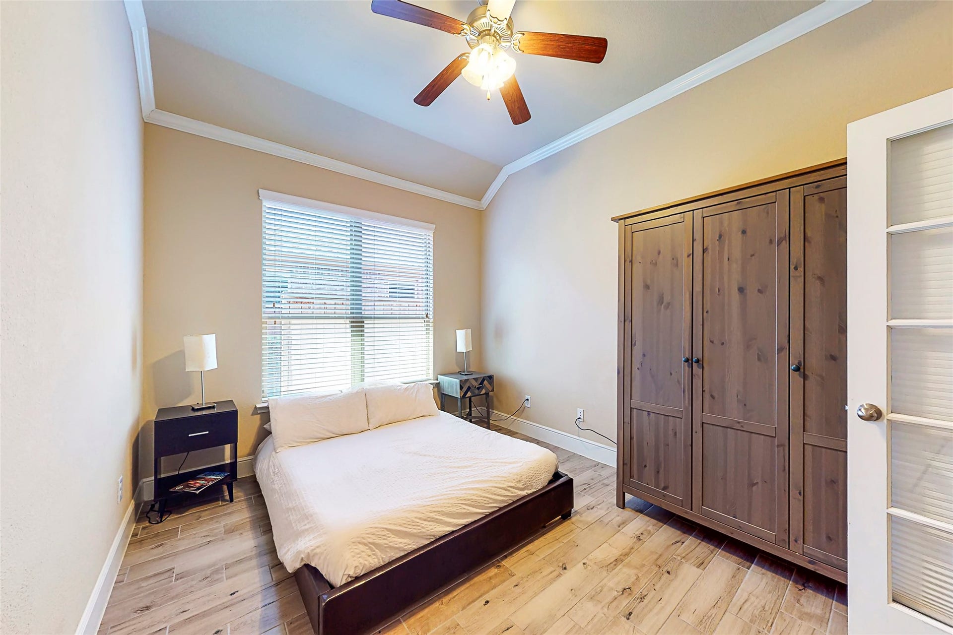 151 W Wading Pond Circle, Tomball, TX 77375 151 W Wading Pond Circle, Tomball, TX 77375
