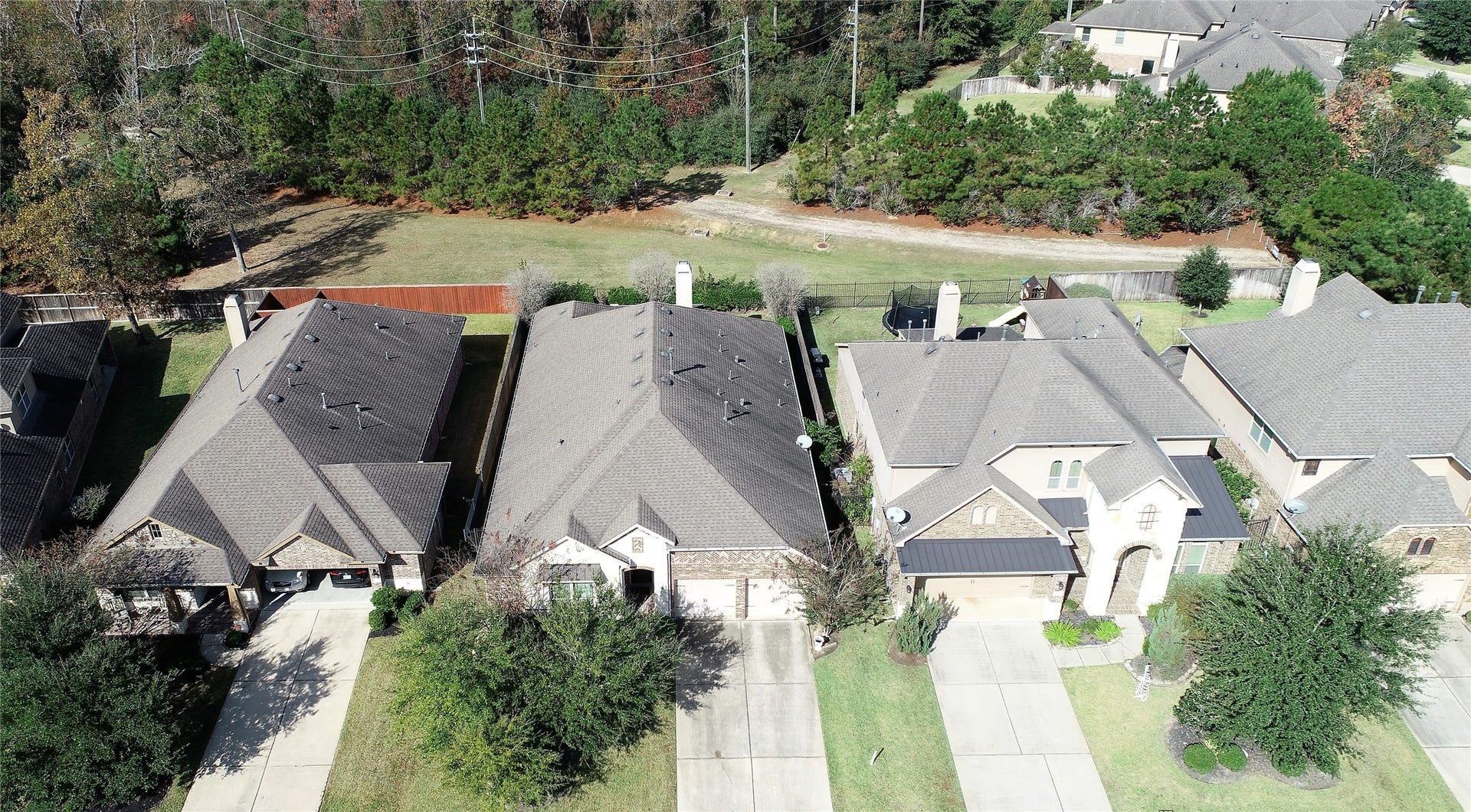 151 W Wading Pond Circle, Tomball, TX 77375 151 W Wading Pond Circle, Tomball, TX 77375
