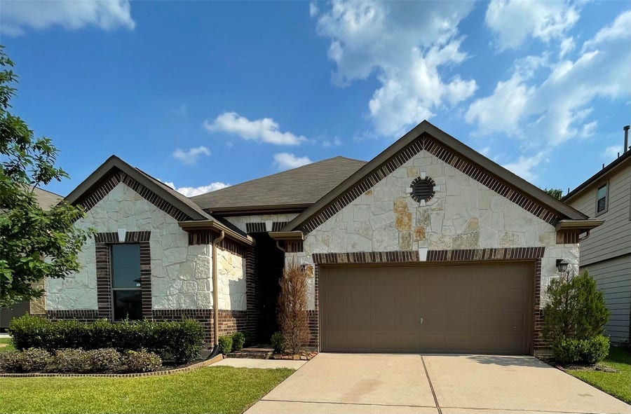 Property photo for 16511 Winthrop Bend Drive, Houston, TX