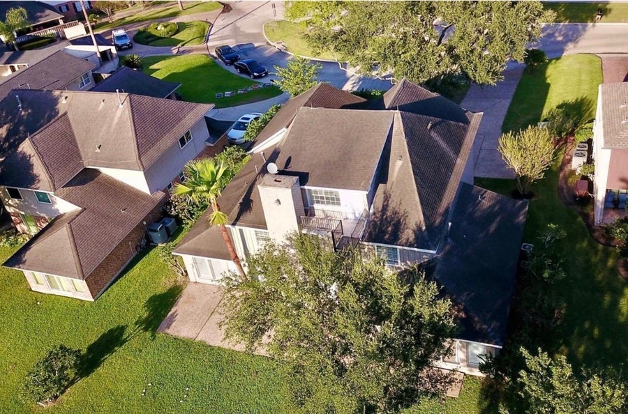 Property photo for 538 Longview Drive, Sugar Land, TX