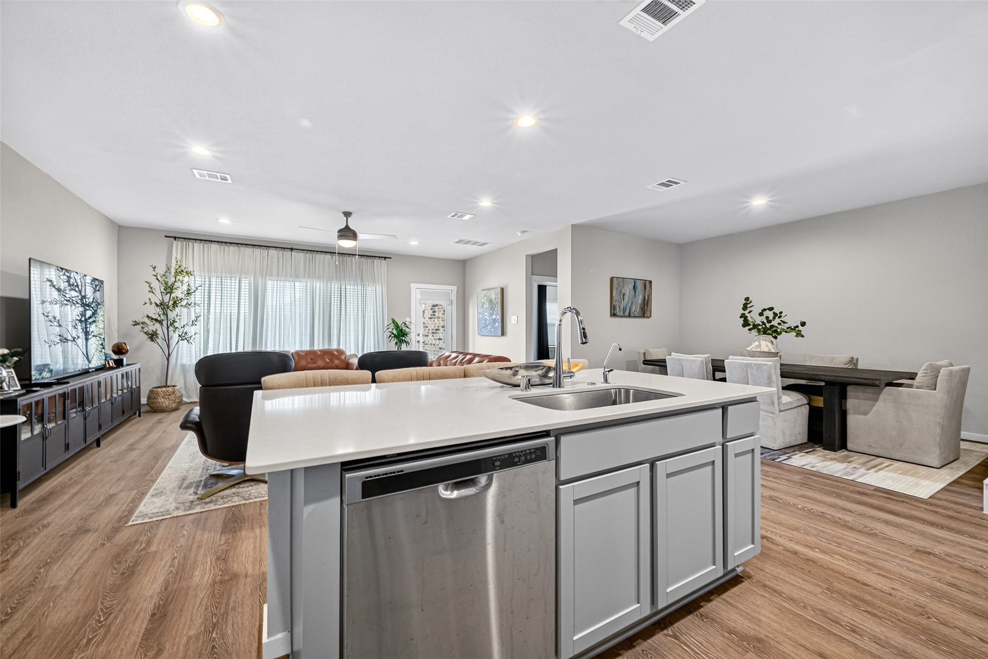 13528 Bonita Island Way, Texas City, TX 77568 13528 Bonita Island Way, Texas City, TX 77568