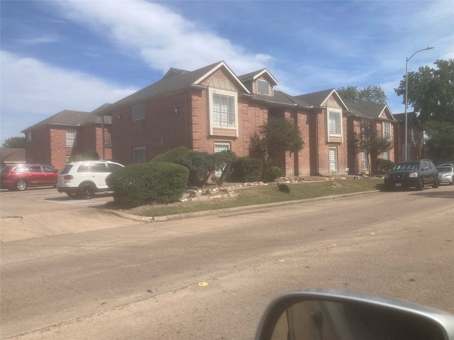 Property photo for 12100 Overbrook Lane, #12B, Houston, TX