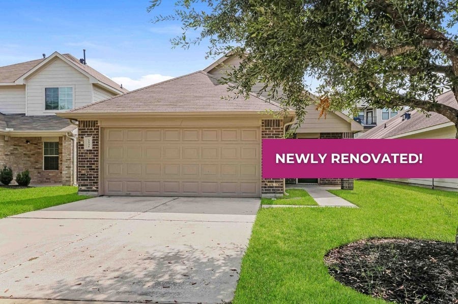 Property photo for 5530 Plantation Forest Drive, Katy, TX