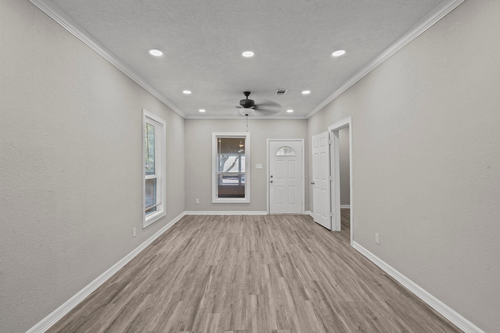 311 7th Avenue N, Texas City, TX 77590 311 7th Avenue N, Texas City, TX 77590