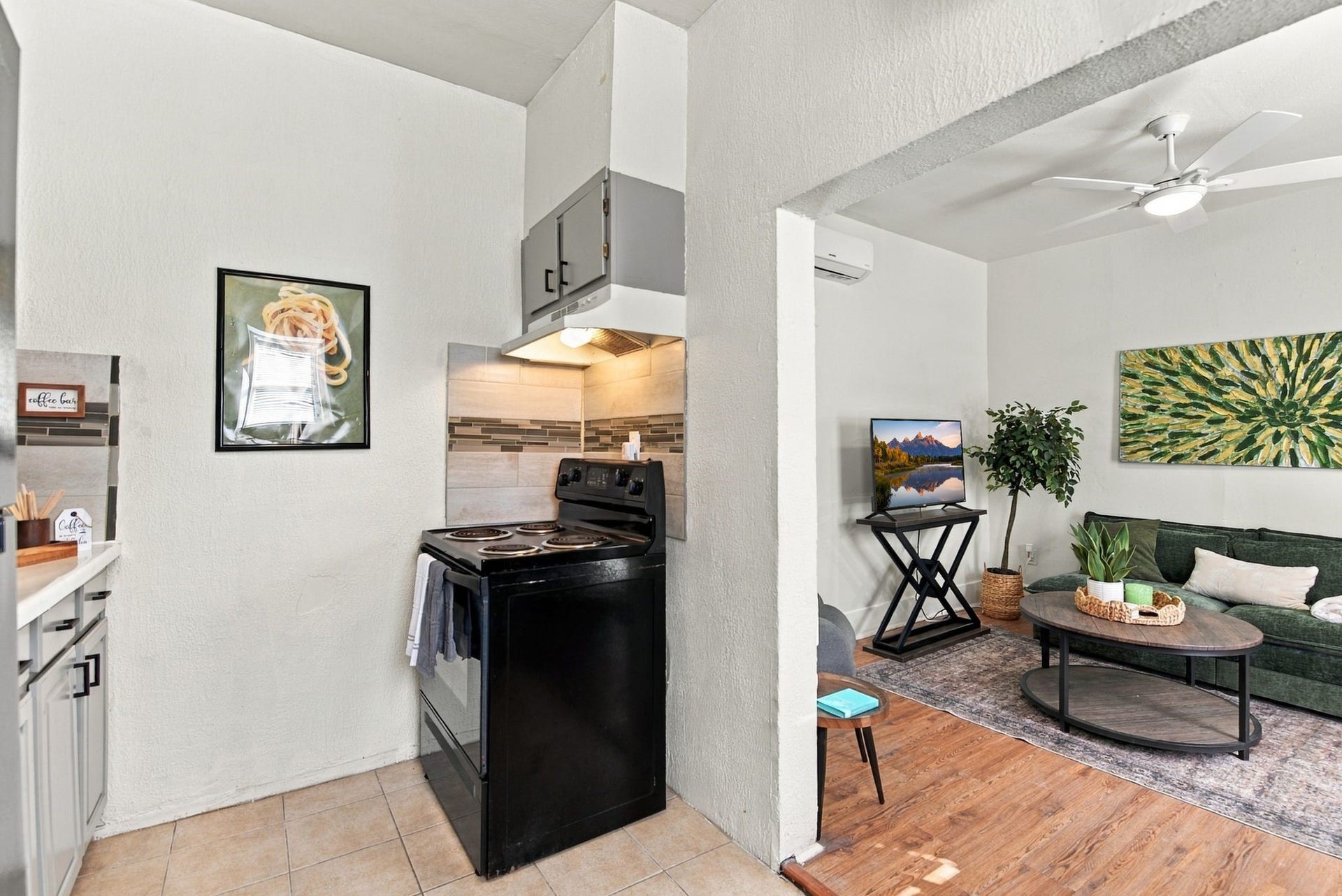 7501 Hillsboro Street, #2, Houston, TX 77020 7501 Hillsboro Street, #2, Houston, TX 77020