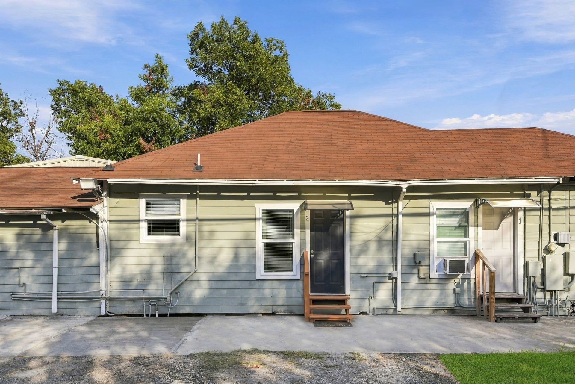 7501 Hillsboro Street, #2, Houston, TX 77020 Exterior Easy Access & Convenience
