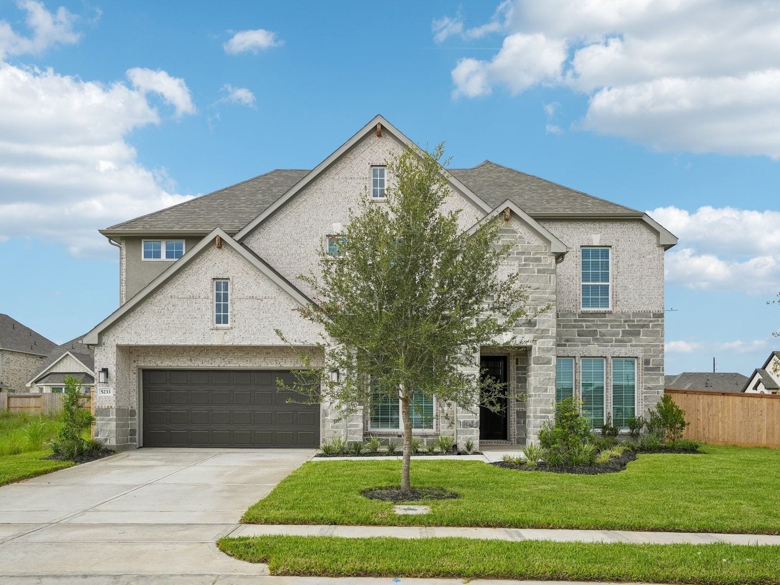 5233 Great Oaks Drive, Pearland, TX 77584 5233 Great Oaks Drive, Pearland, TX 77584