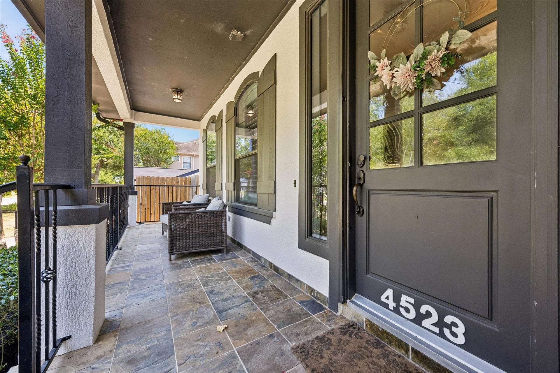 4523 Maple Street, Bellaire, TX 77401 Front porch