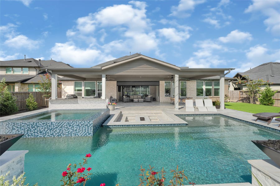 Property photo for 2411 Fountain Breeze Drive, Missouri City, TX