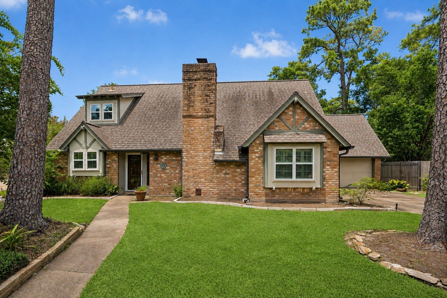 5627 Bough Court, Houston, TX 77092 Classic architecture, mature pines, and an expansive 11,200 SF lot create an inviting first impression in this established Forest West home. Timeless curb appeal provides the perfect canvas for renovation or personalization.