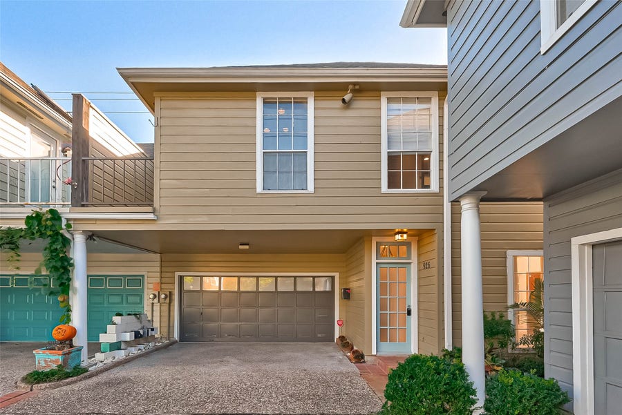Property photo for 926 Heights Boulevard, Houston, TX