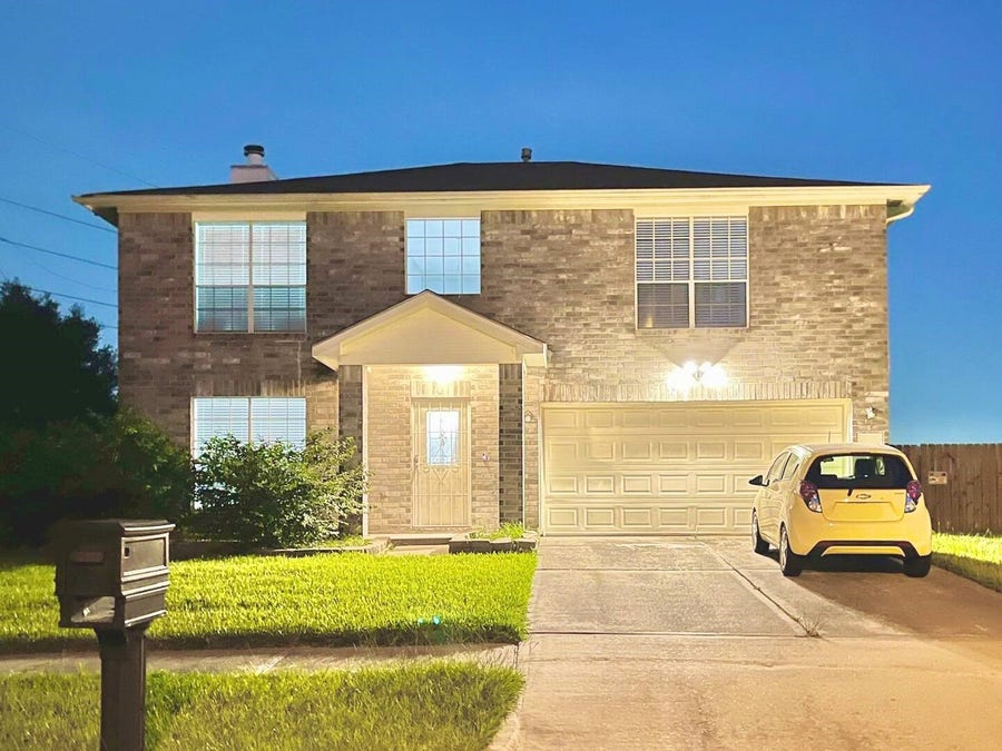 Property photo for 16959 Great Glen Drive, Houston, TX