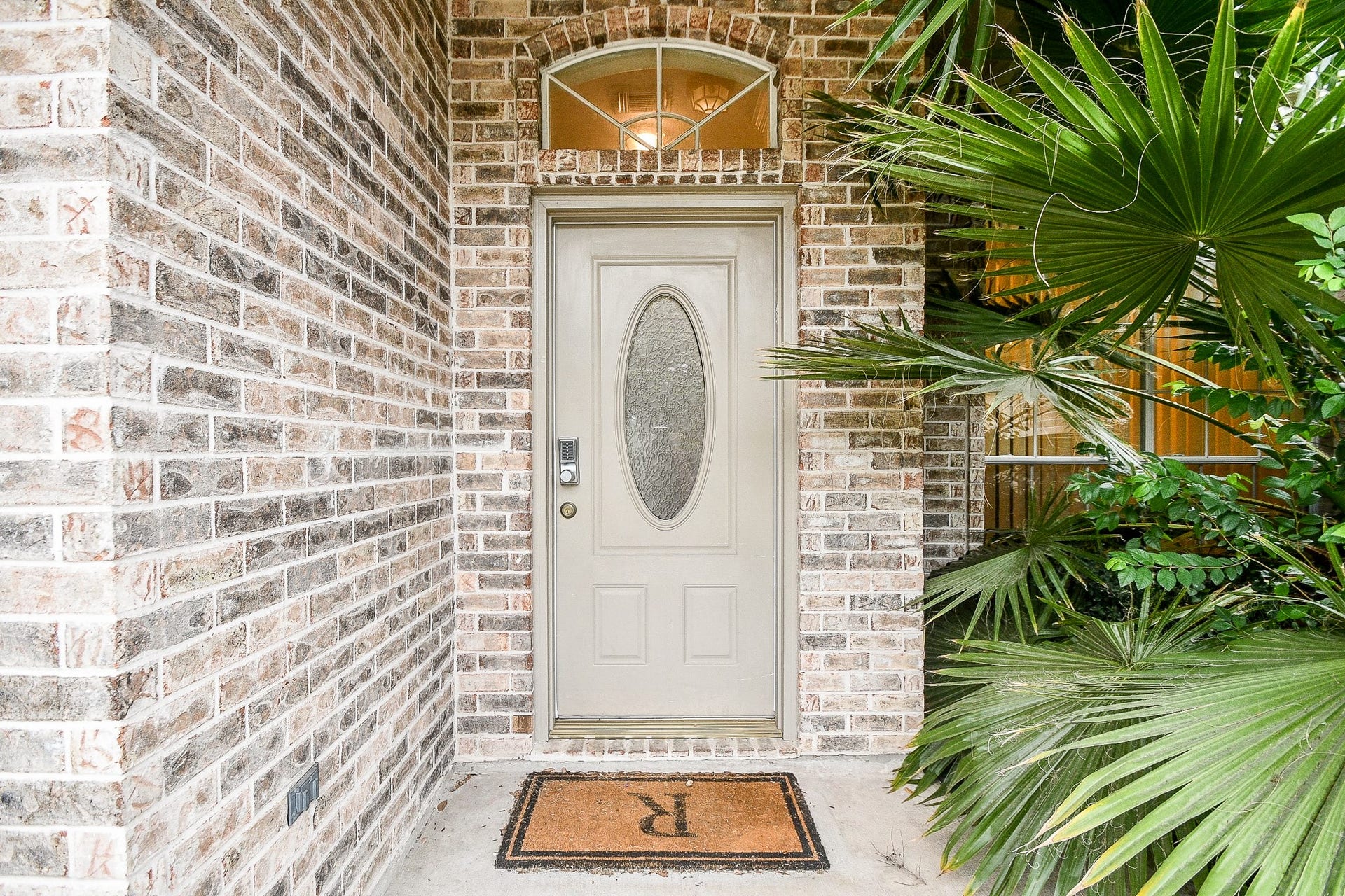 Charming entrance