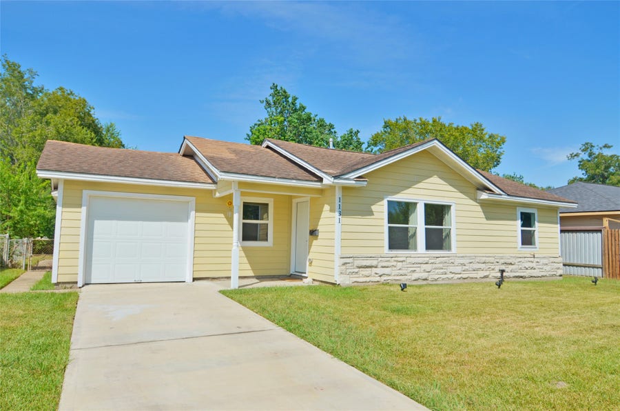 Property photo for 1131 Globe Street, Houston, TX