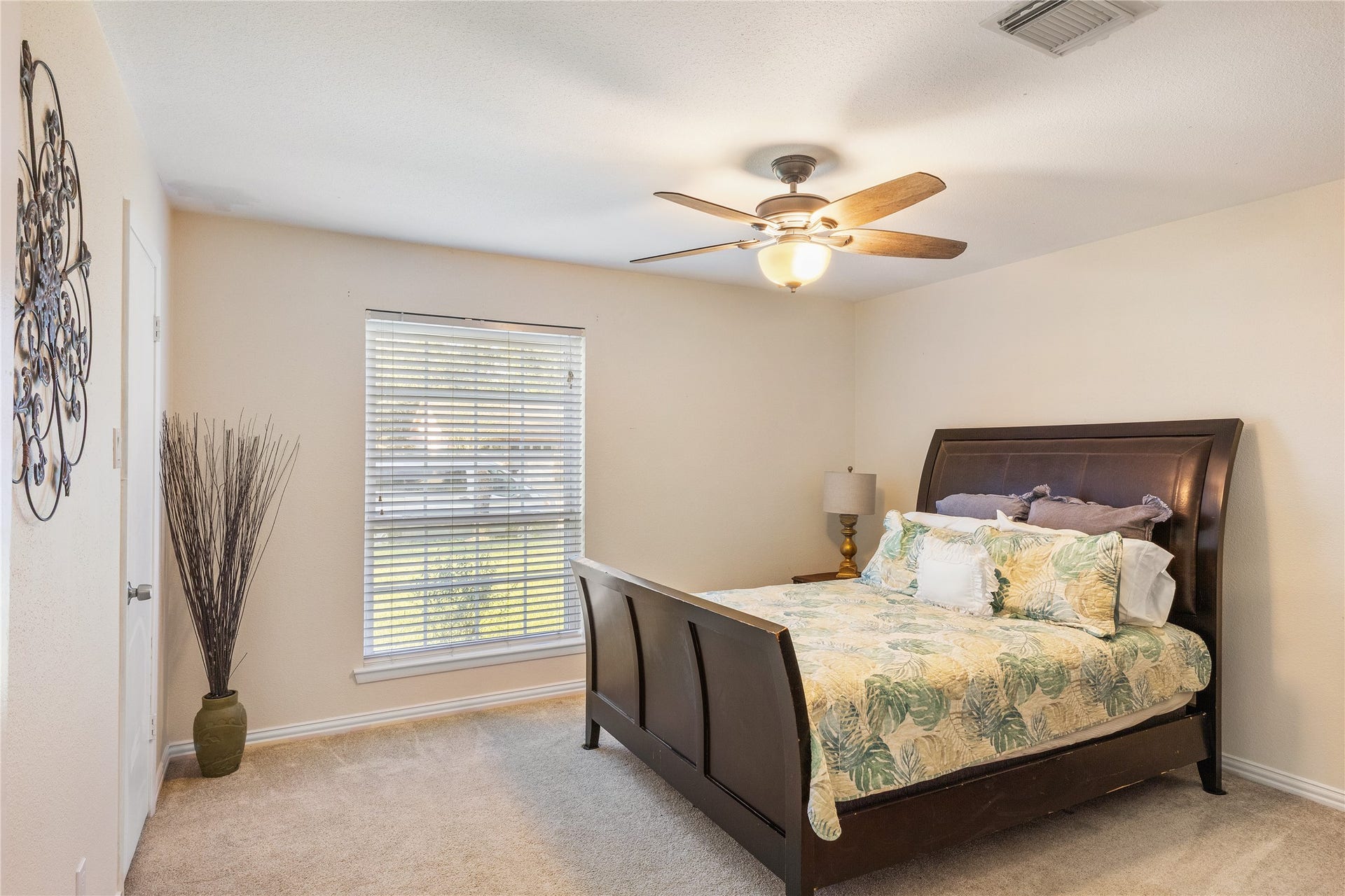 2303 Mimosa Court, League City, TX 77573 2303 Mimosa Court, League City, TX 77573