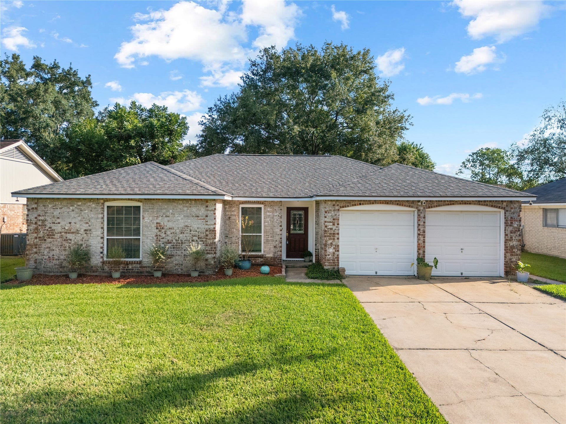 2303 Mimosa Court, League City, TX 77573 2303 Mimosa Court, League City, TX 77573