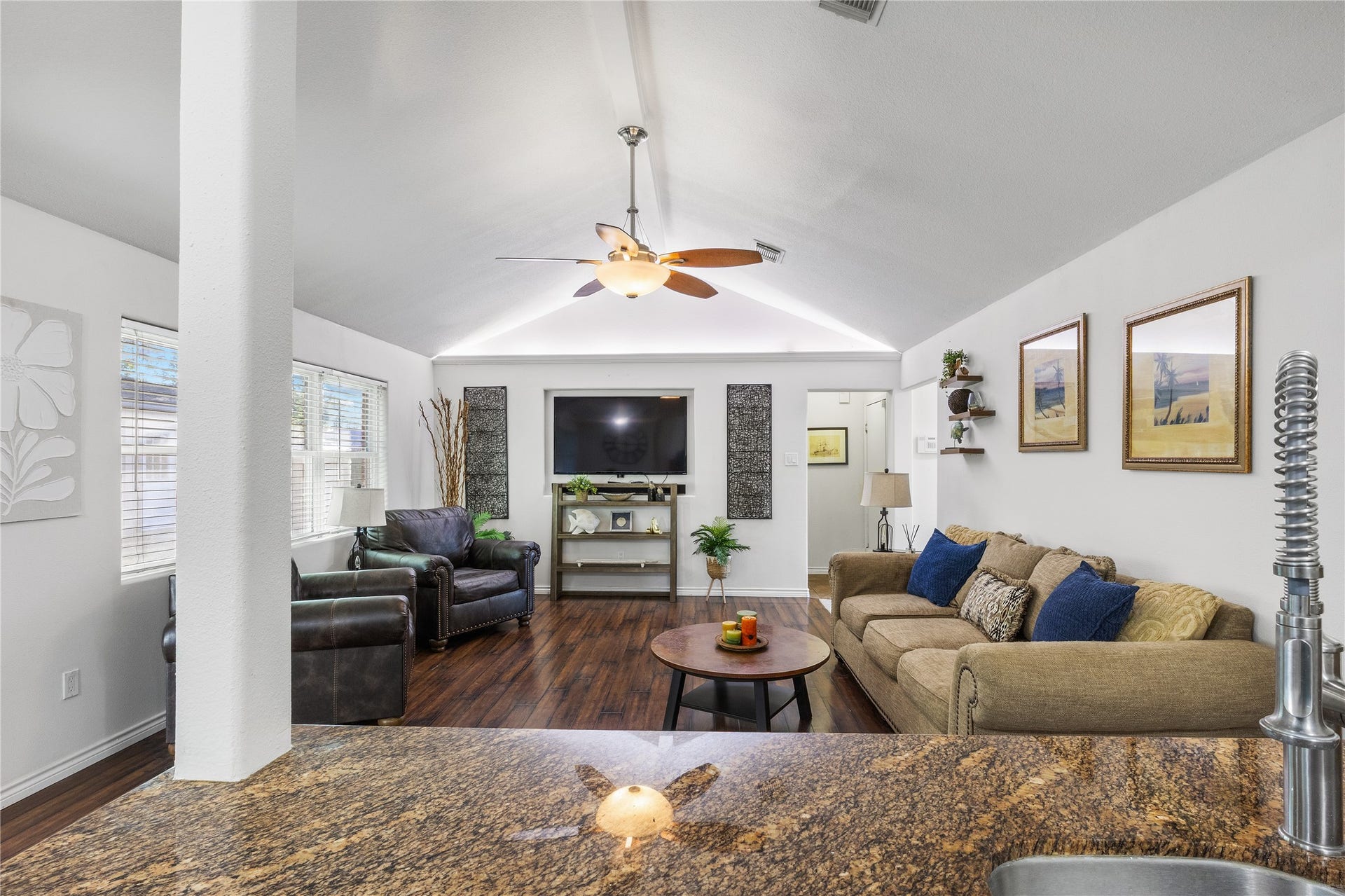 2303 Mimosa Court, League City, TX 77573 2303 Mimosa Court, League City, TX 77573