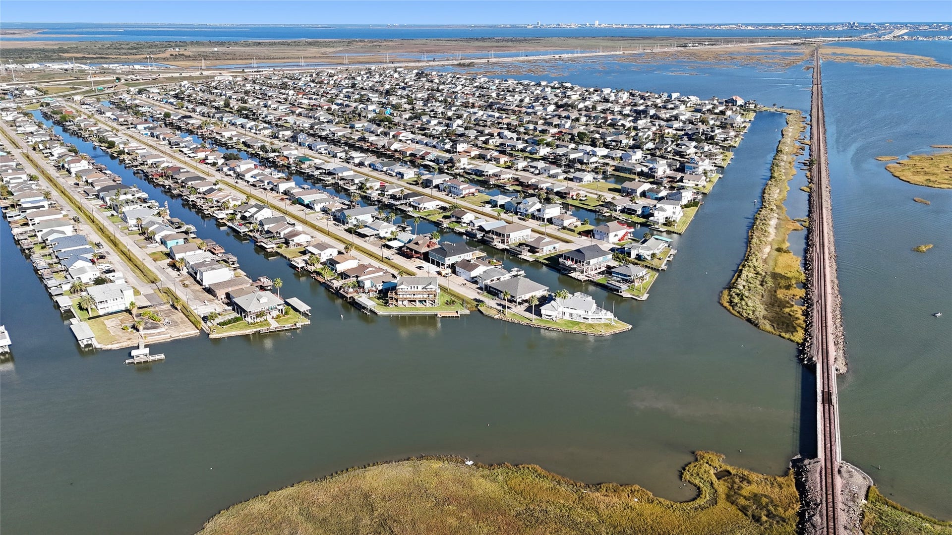 434 Pompano Street, Bayou Vista, TX 77563 Waterfront living
