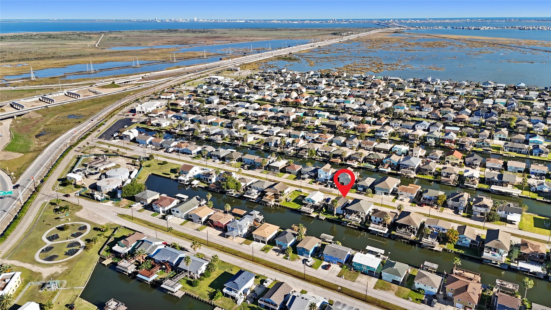 434 Pompano Street, Bayou Vista, TX 77563 Just a short distance to Galveston Beaches