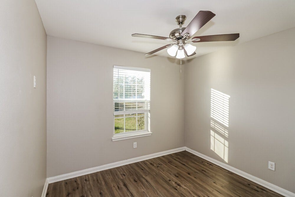 2131 Golden Topaz Drive, Rosharon, TX 77583 2131 Golden Topaz Drive, Rosharon, TX 77583