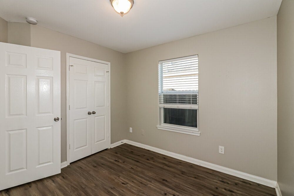 2131 Golden Topaz Drive, Rosharon, TX 77583 2131 Golden Topaz Drive, Rosharon, TX 77583