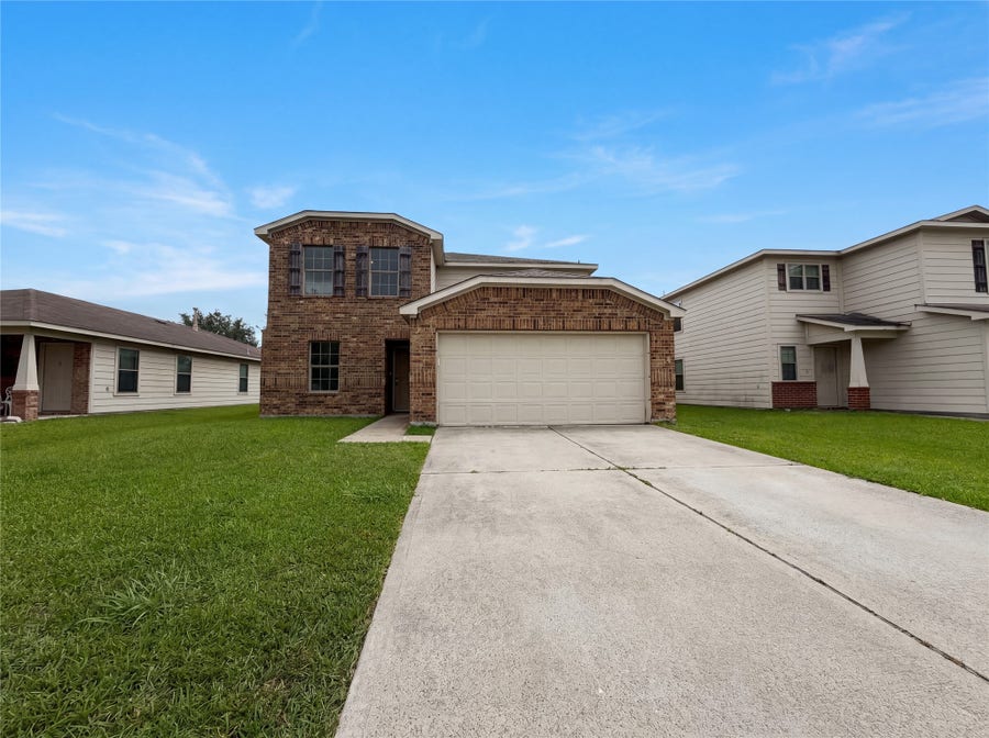 Property photo for 847 Canyon Hill Lane, Rosenberg, TX