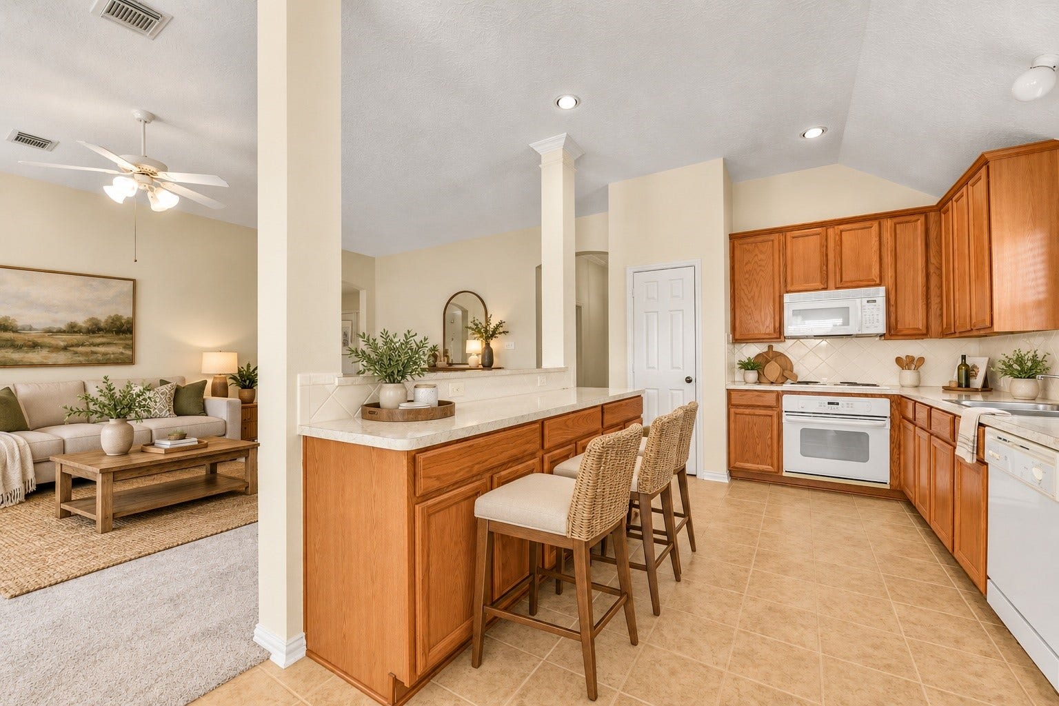 5707 Emerald Brook Lane, League City, TX 77573 Fresh paint thru out home (Staged)
