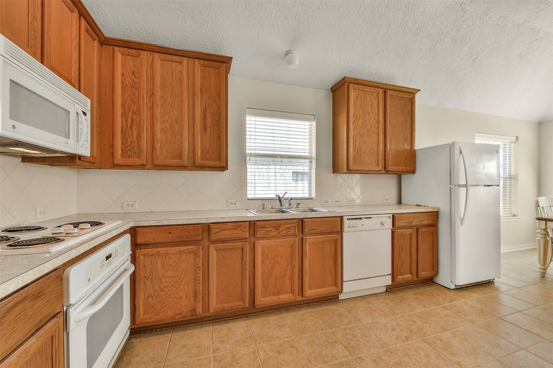 5707 Emerald Brook Lane, League City, TX 77573 5707 Emerald Brook Lane, League City, TX 77573