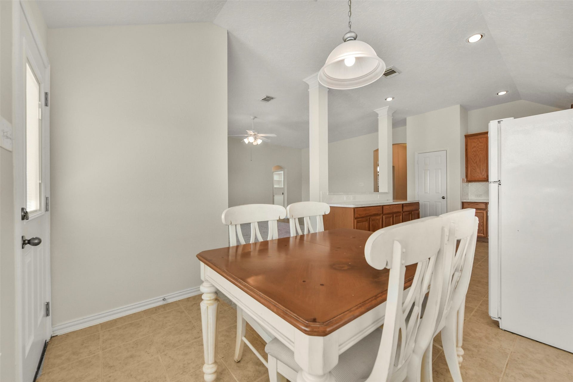 5707 Emerald Brook Lane, League City, TX 77573 5707 Emerald Brook Lane, League City, TX 77573