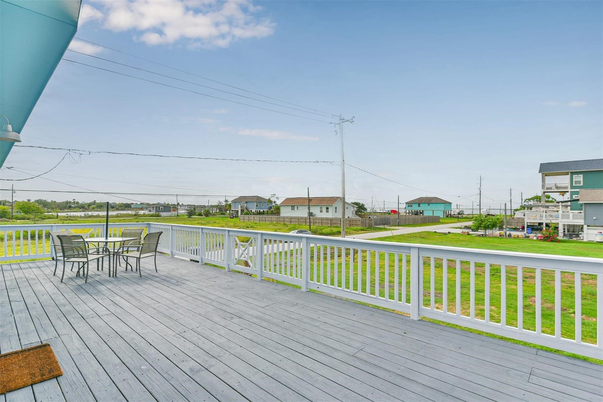 1004 20th Street, Dickinson, TX 77539 1004 20th Street, Dickinson, TX 77539