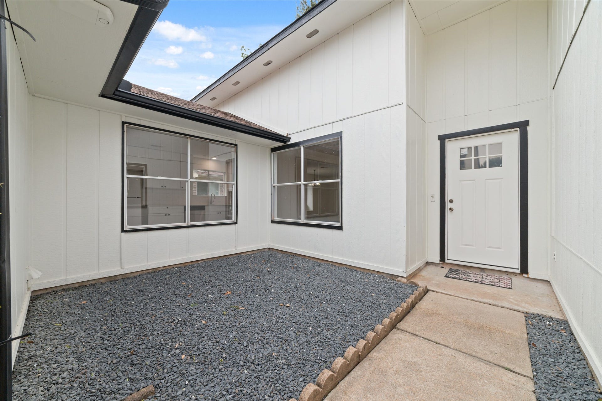 2106 Endicott Lane, Sugar Land, TX 77478 2106 Endicott Lane, Sugar Land, TX 77478