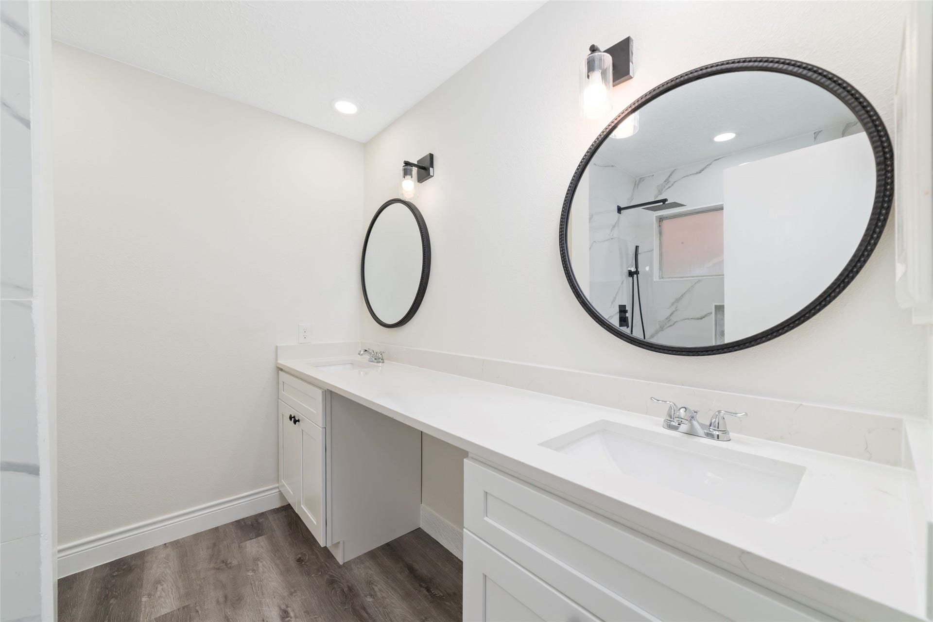 2106 Endicott Lane, Sugar Land, TX 77478 2106 Endicott Lane, Sugar Land, TX 77478