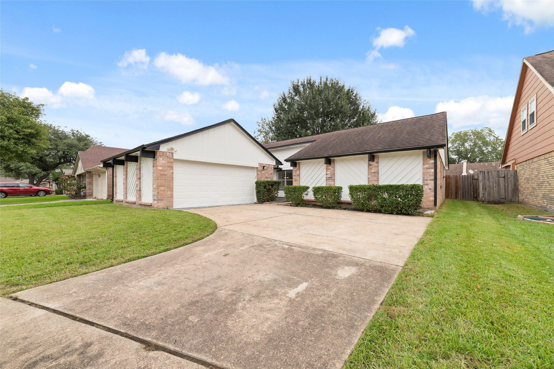 2106 Endicott Lane, Sugar Land, TX 77478 2106 Endicott Lane, Sugar Land, TX 77478