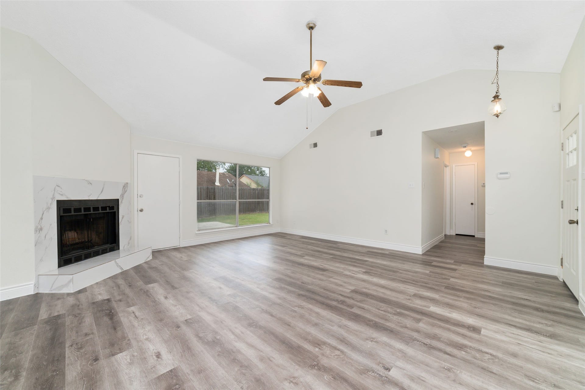 2106 Endicott Lane, Sugar Land, TX 77478 2106 Endicott Lane, Sugar Land, TX 77478