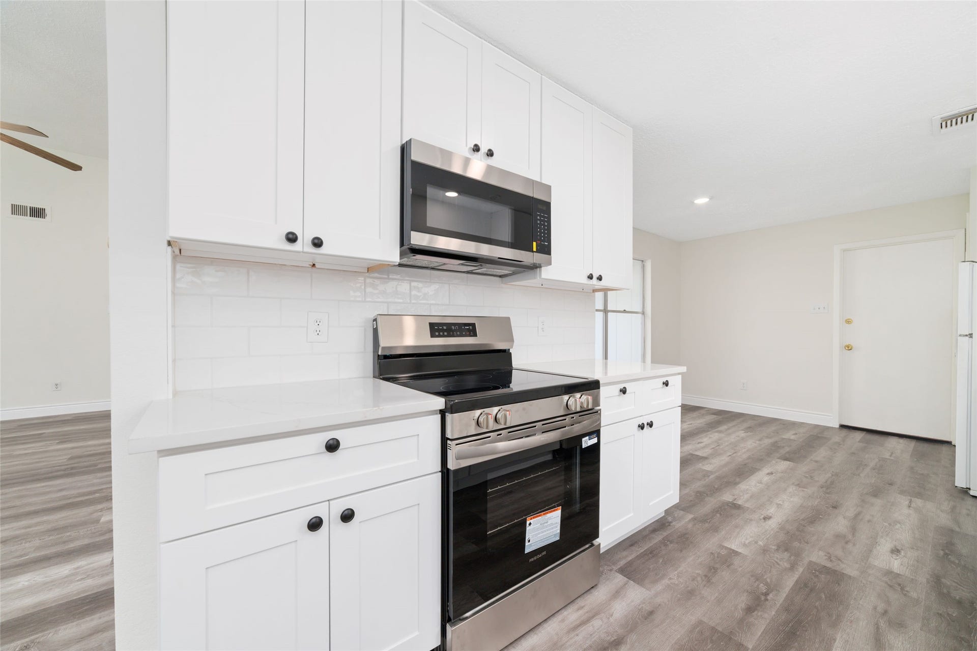 2106 Endicott Lane, Sugar Land, TX 77478 2106 Endicott Lane, Sugar Land, TX 77478
