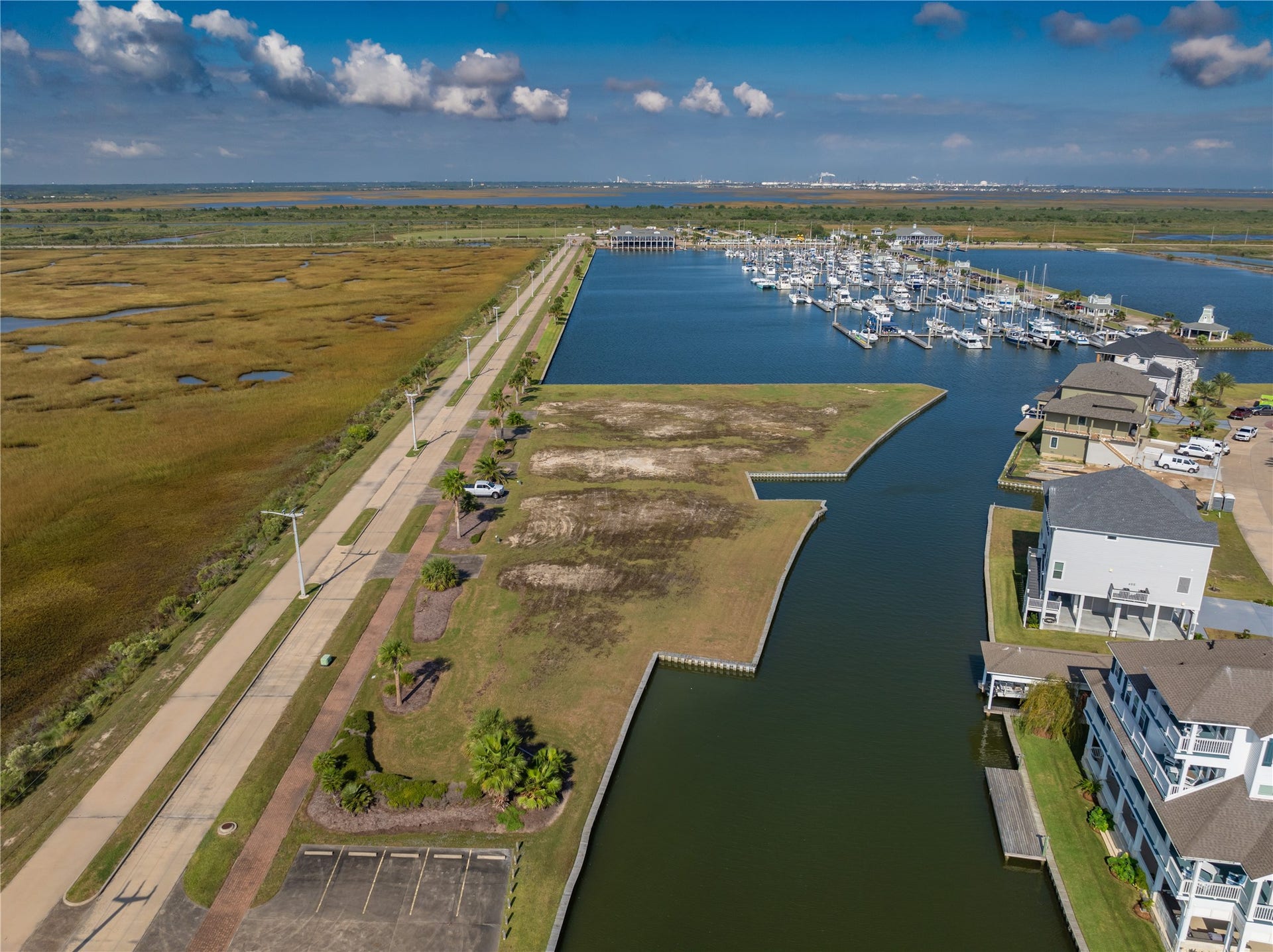 41 Shell Key, Hitchcock, TX 77563 41 Shell Key, Hitchcock, TX 77563